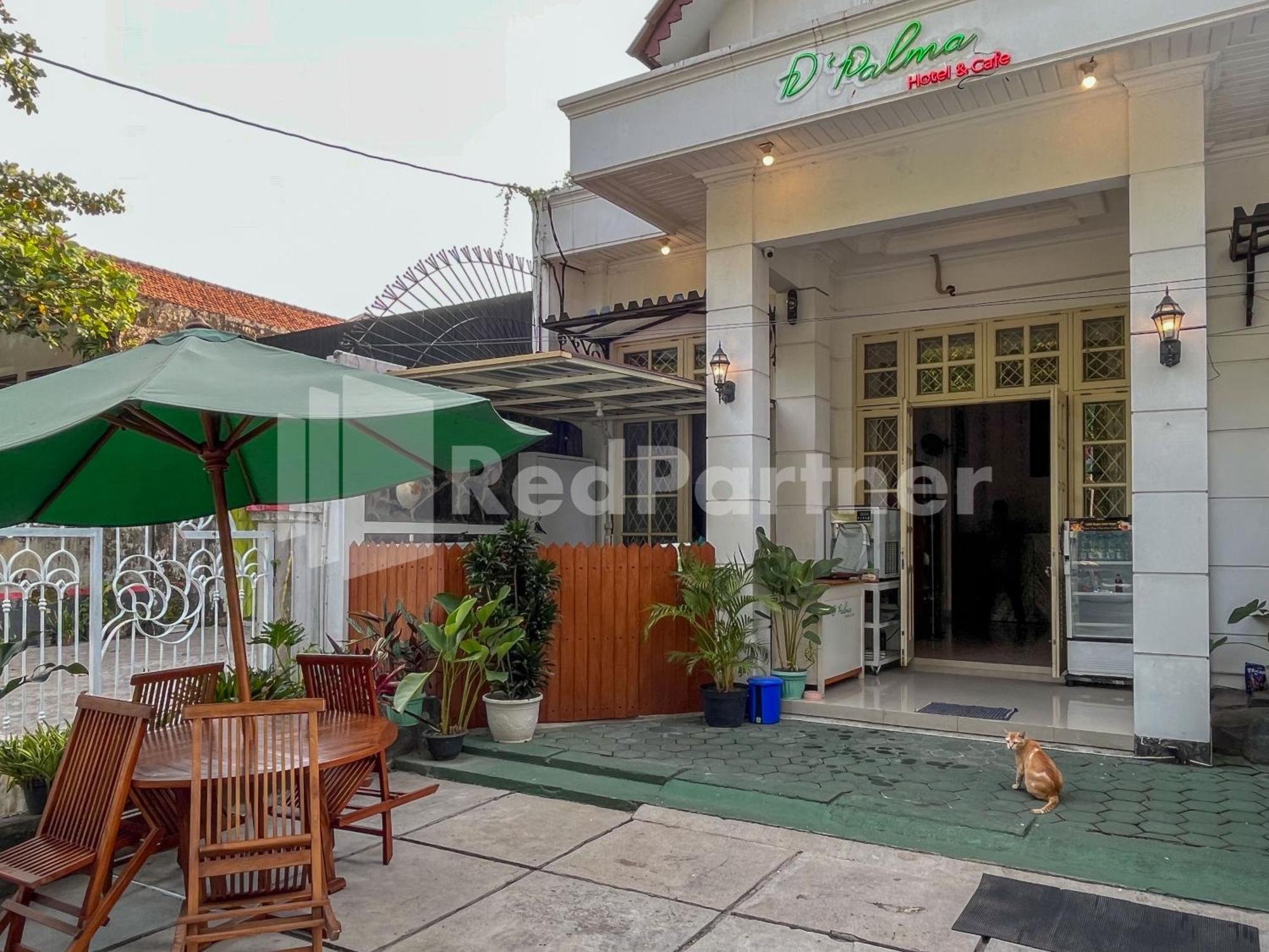 D Palma Near Lokananta Manahan Mitra Reddoorz Surakarta  Bagian luar foto